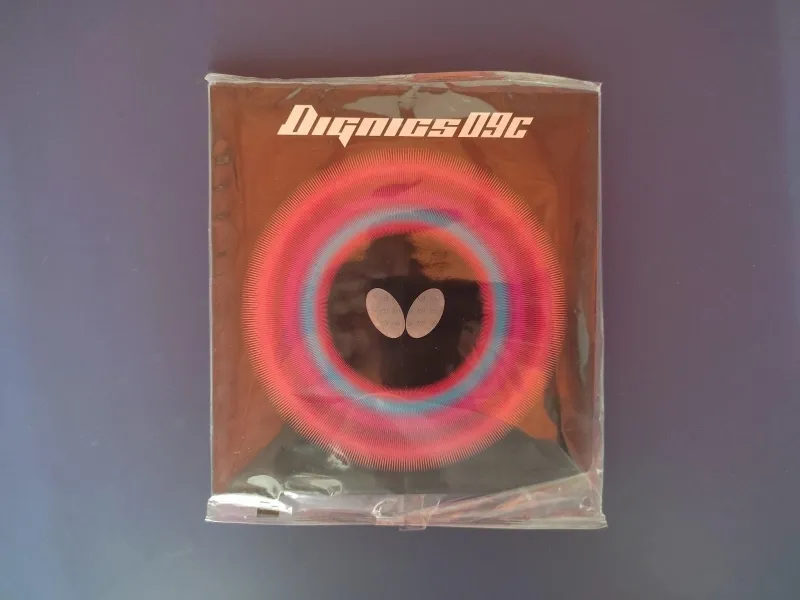 [Review] Is Butterfly's Dignics 09c The Best Rubber Ever? - Racket Insight