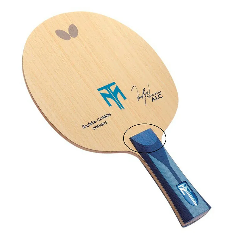A picture showing the slope in the handle designed to fix the thumb in place.